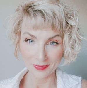 Meet your Posher, Lea